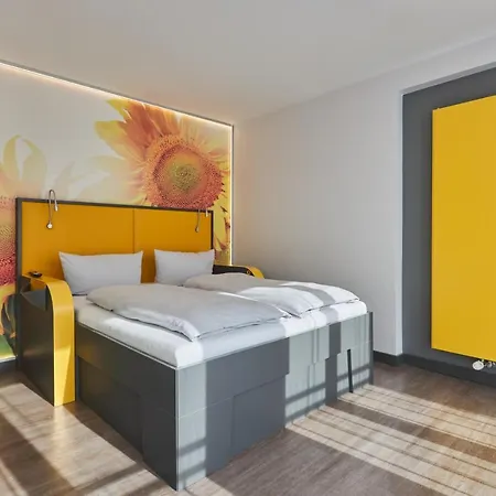 Buddy Hotel-2